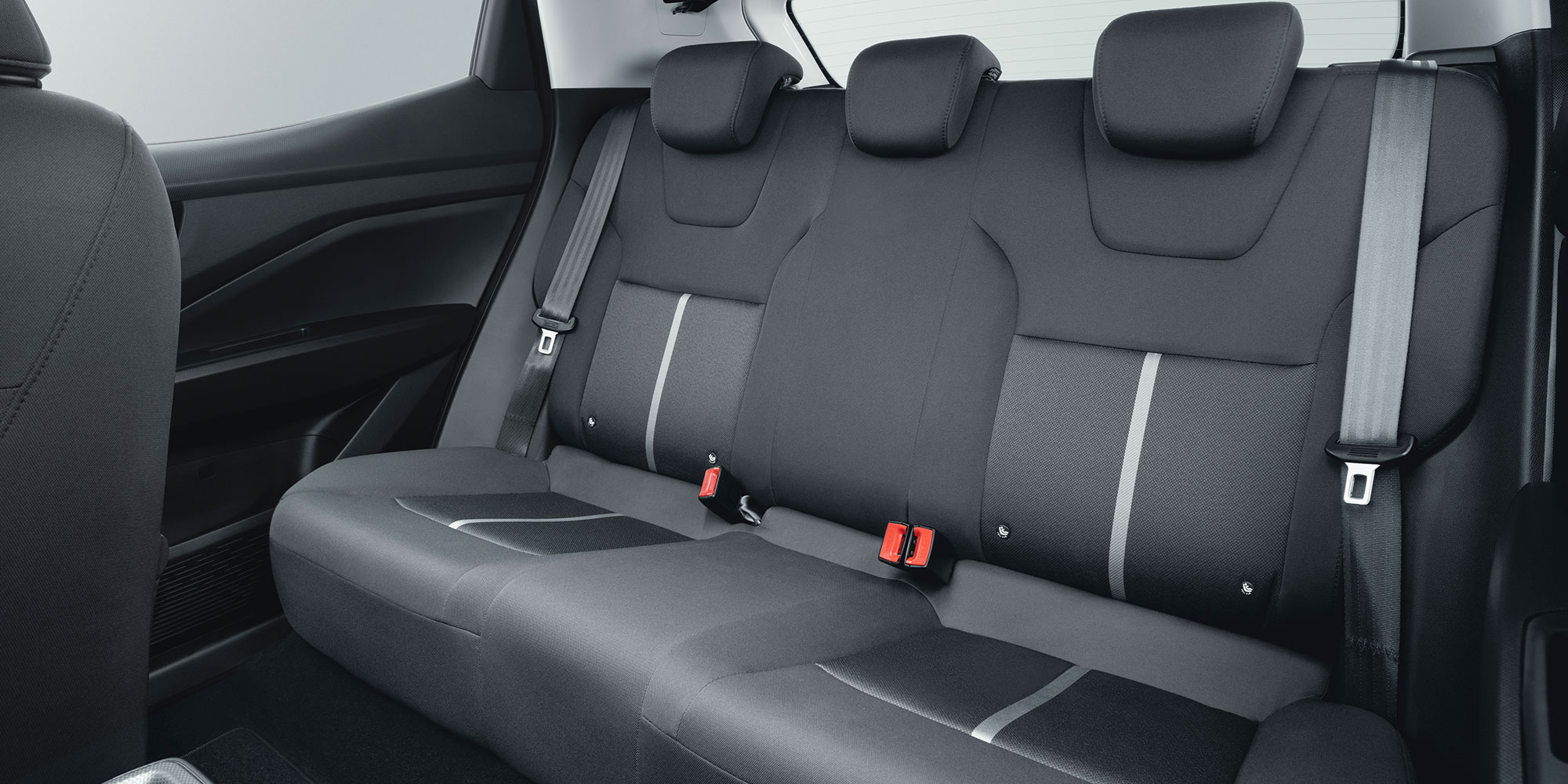 Nuevo compacto 4 puertas Chevrolet Aveo Hatchback 2025 en color interior tela negro