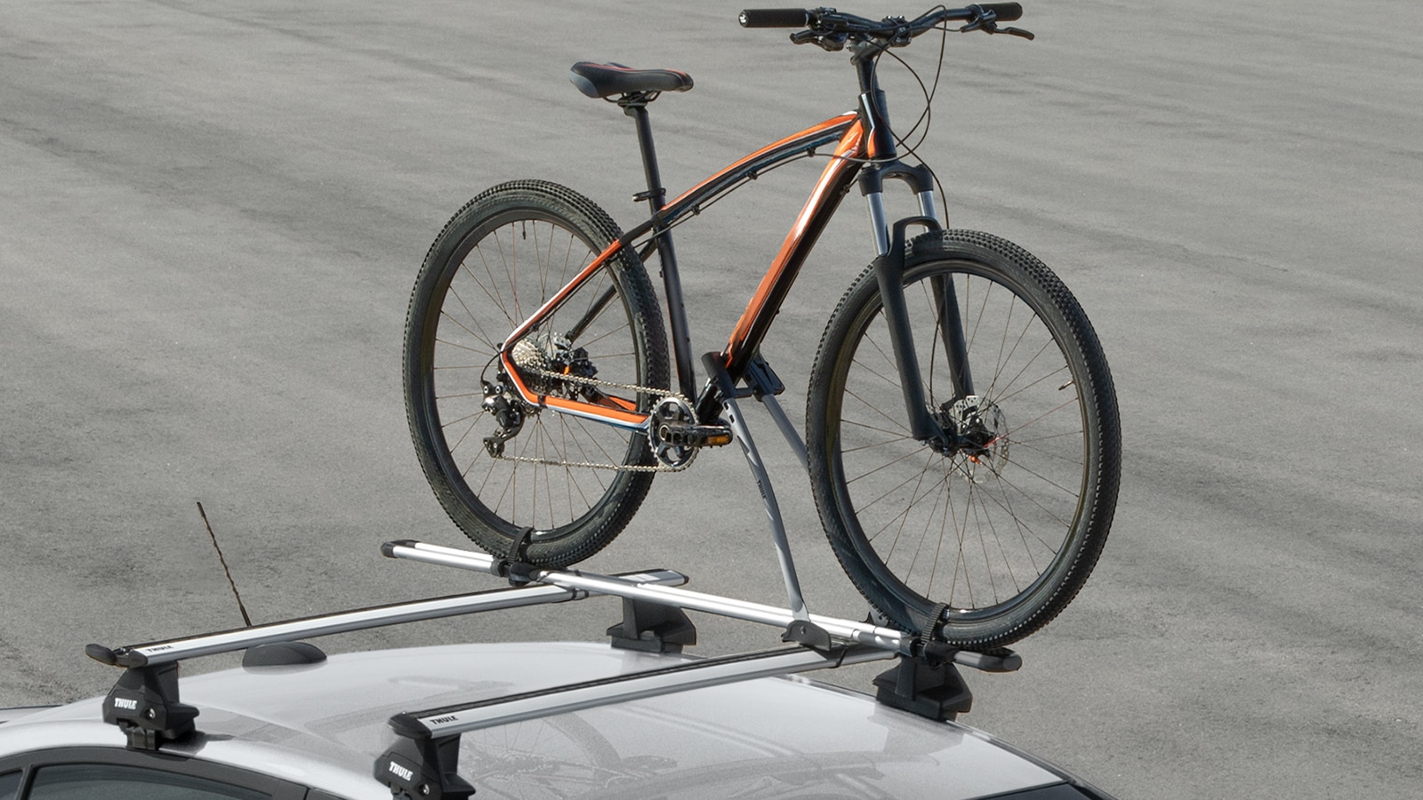 Portabicicletas de techo, es parte del kit aventura para Chevrolet Onix 2025, sedán deportivo