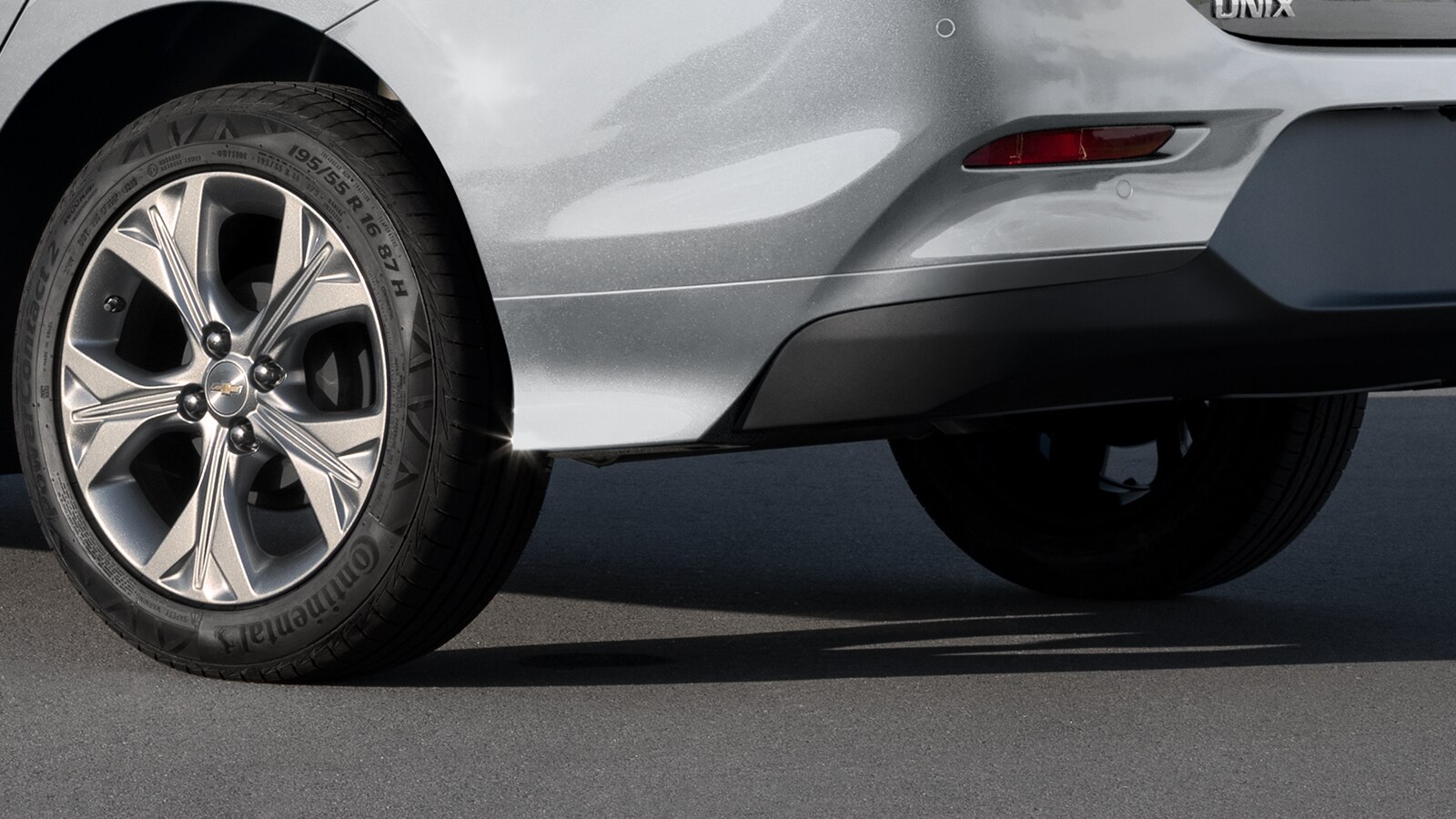 Difusor trasero, es parte del kit sport de accesorios para Chevrolet Onix 2025, sedán deportivo