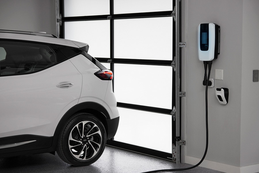 Cargador dual Ultium con instalación en casa para tu nueva Chevrolet Equinox EV 2024 tu camioneta eléctrica deportiva
